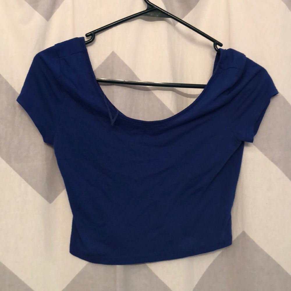 American eagle blue crop top
